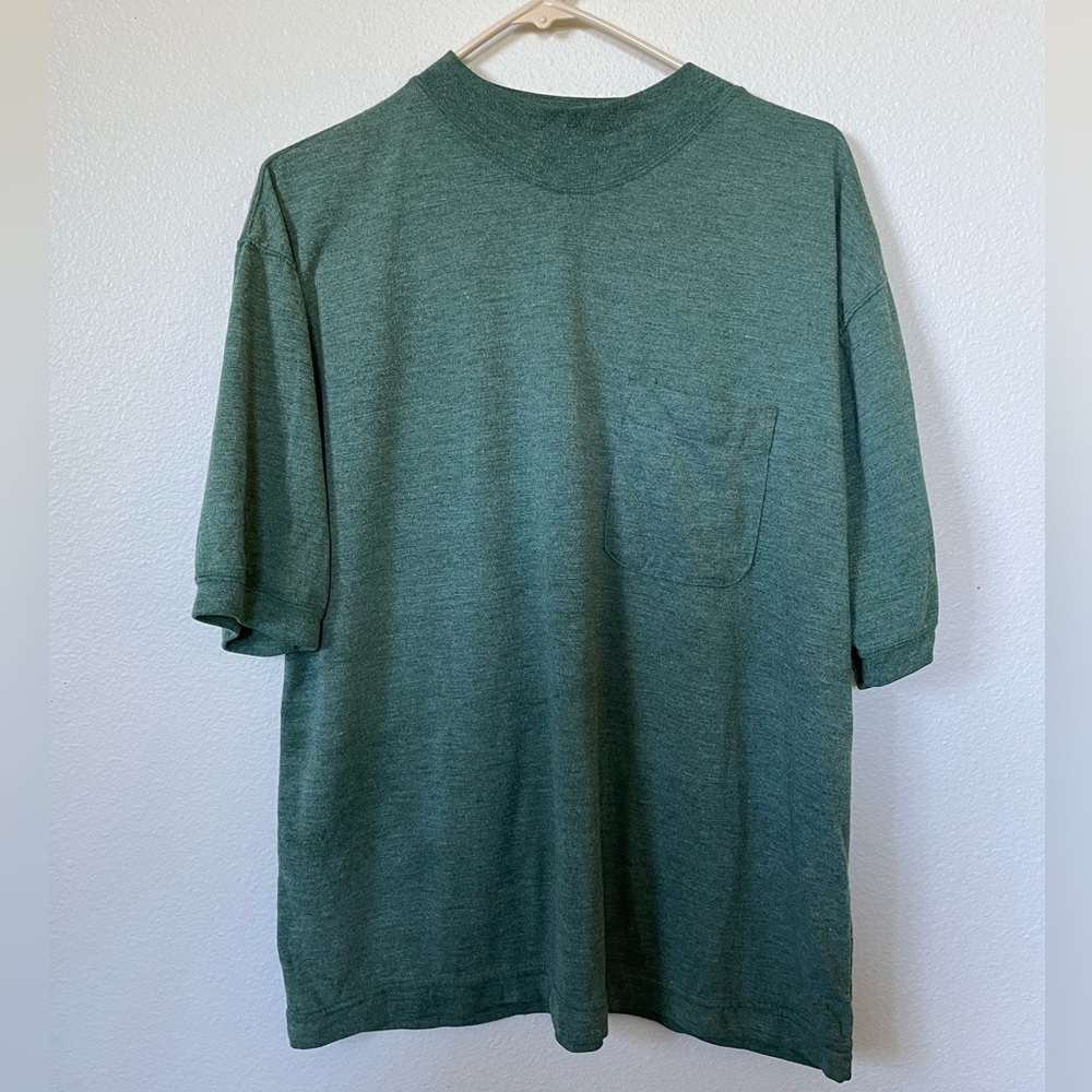 Vintage men’s Anchor Blue pocket tee